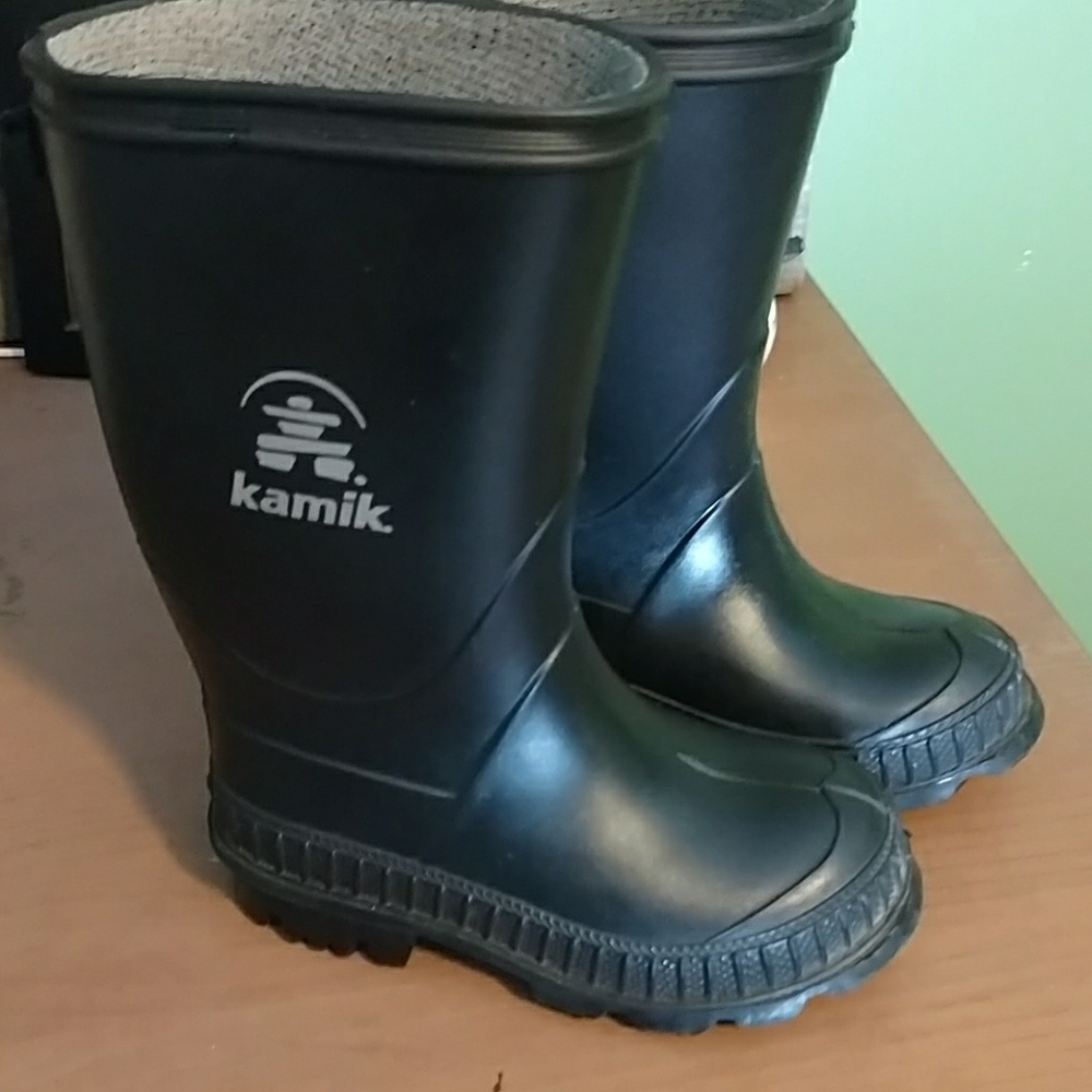 Toddler Kamik Rain boots